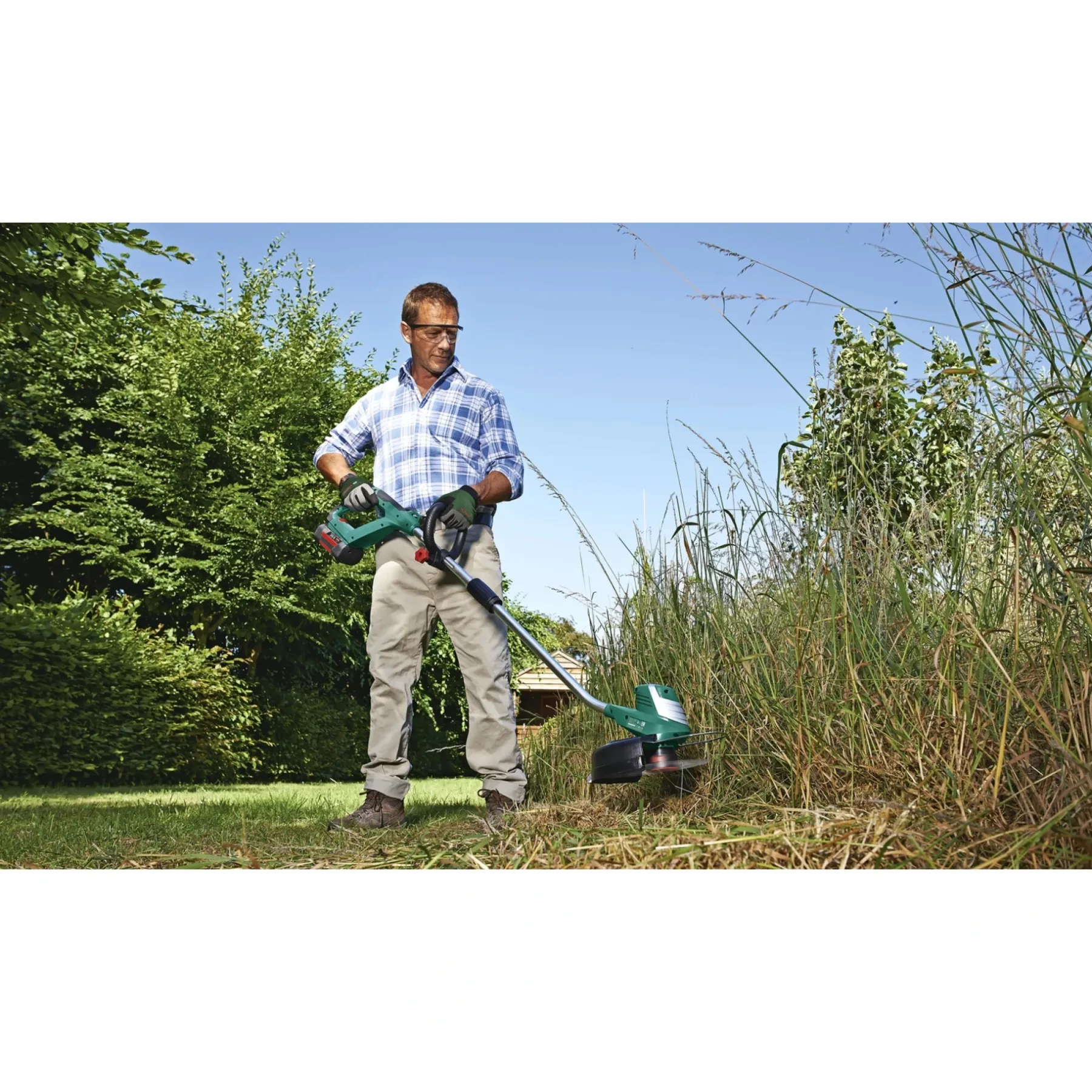 Clearance Bosch ADVANCED GRASSCUT 36 GRÆSTRIMMER 30 CM 36,0 V UDEN BATTERI OG LADER