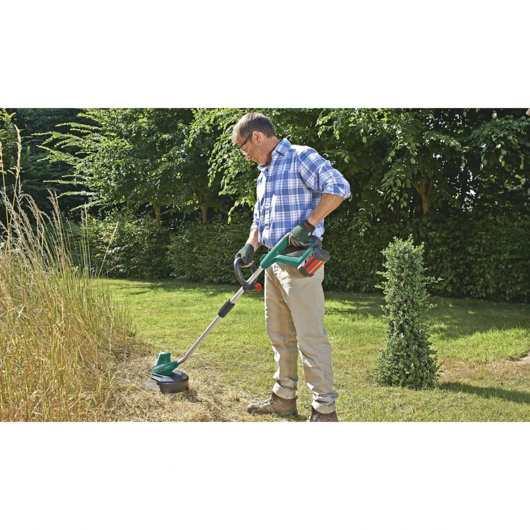 Clearance Bosch ADVANCED GRASSCUT 36 GRÆSTRIMMER 30 CM 36,0 V UDEN BATTERI OG LADER