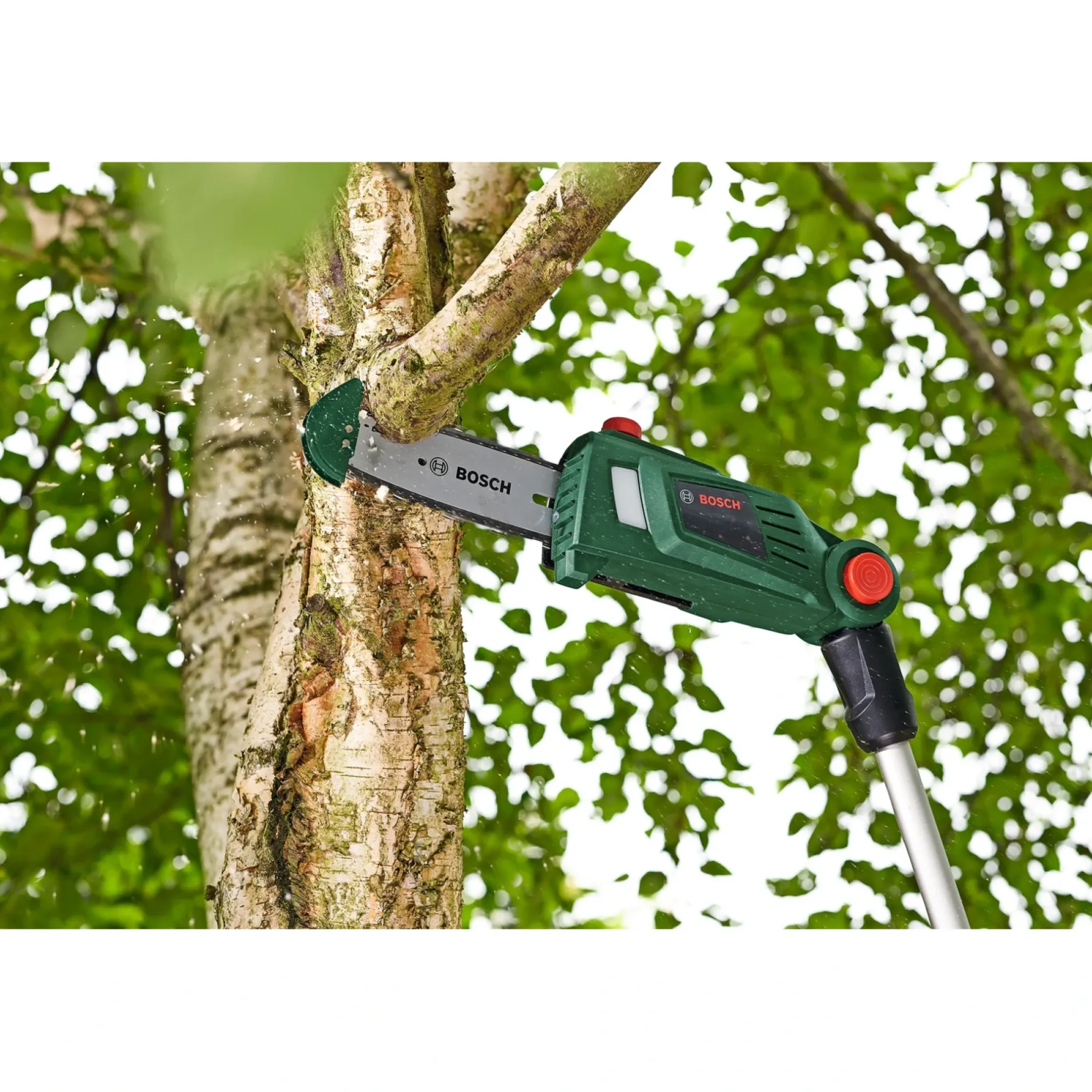 Clearance Bosch UNIVERSAL 18V TELESKOP KÆDESAV AKKU 20 CM UDEN BATTERI OG LADER