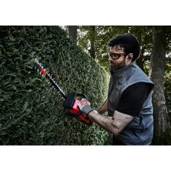 New MILWAUKEE M18 FHET60-0 HÆKKEKLIPPER 60 CM UDEN BATTERI OG LADER