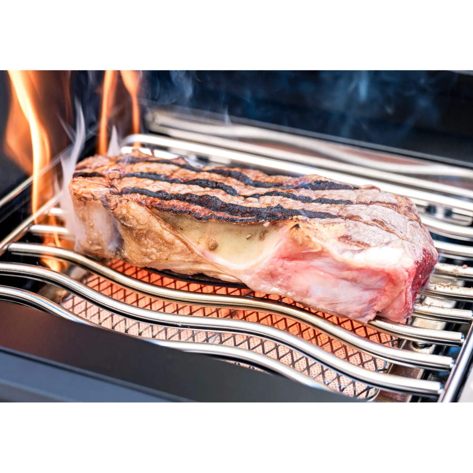 Best Napoleon FREESTYLE 425 PRO M./SIZZLE ZONE GASGRILL SORT