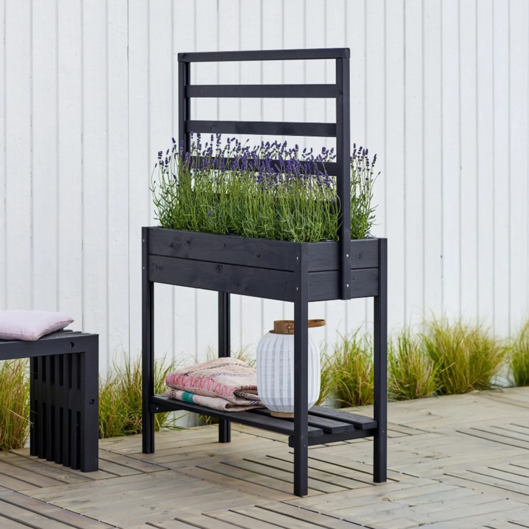 Plus PÅ BEN MED ESPALIER BLOMSTERKASSE SORT 137 X 37 X 88 CM